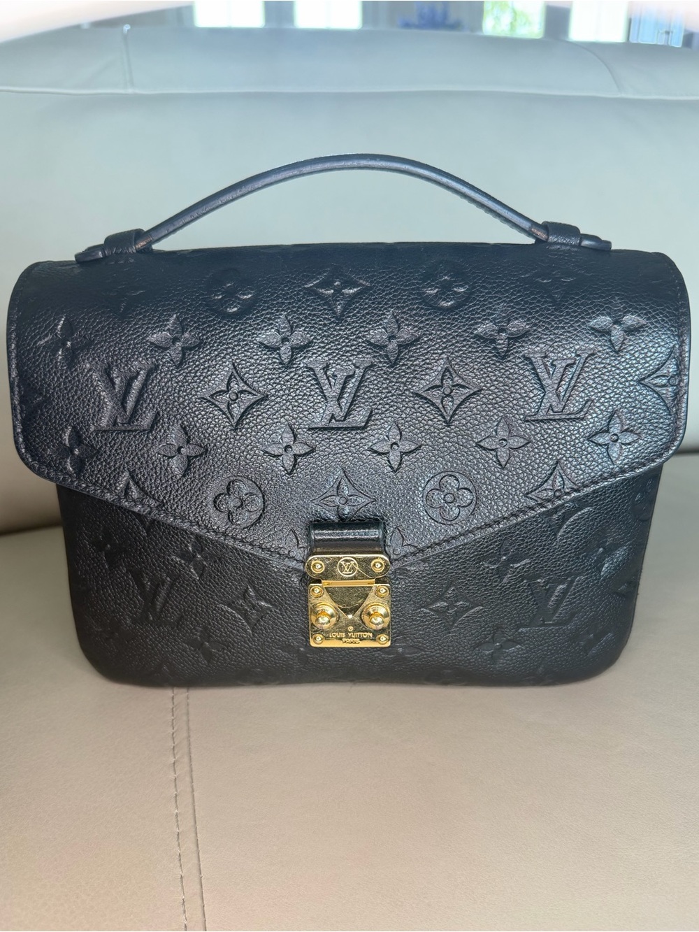 Louis Vuitton Black Pochette Metis in Empriente Leather - Picture 3 of 11